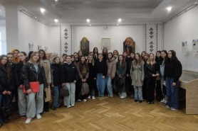 Благодійна виставка «Живопис на фронт» художника Андрія Цупи.