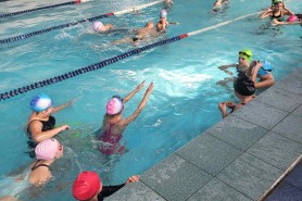 Плавання дає велику користь дітям